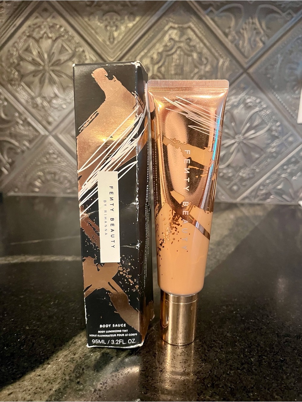 Fenty Beauty Body Sauce Shimmer Tint – Agave Spice